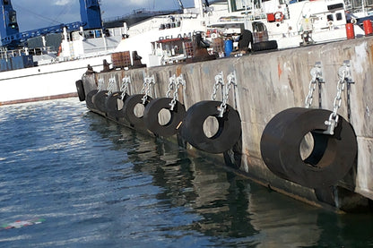 Cylindrical Fenders